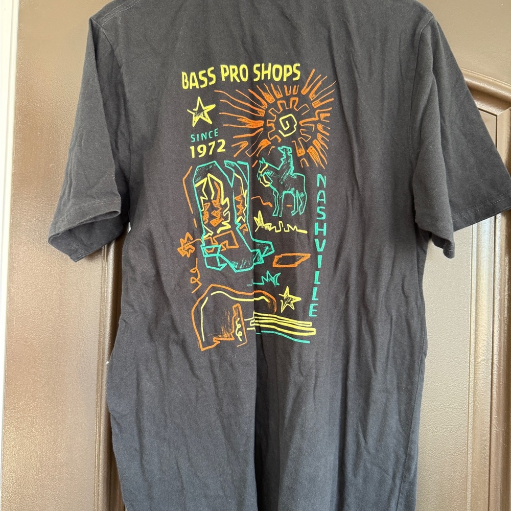 Bass Pro Shops Charcoal Gray Short Sleeve Tee